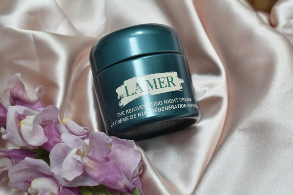 La Mer's The Rejuvenating Night Cream on Allure contributing commerce writer Christa Joanna Lee's vanity.